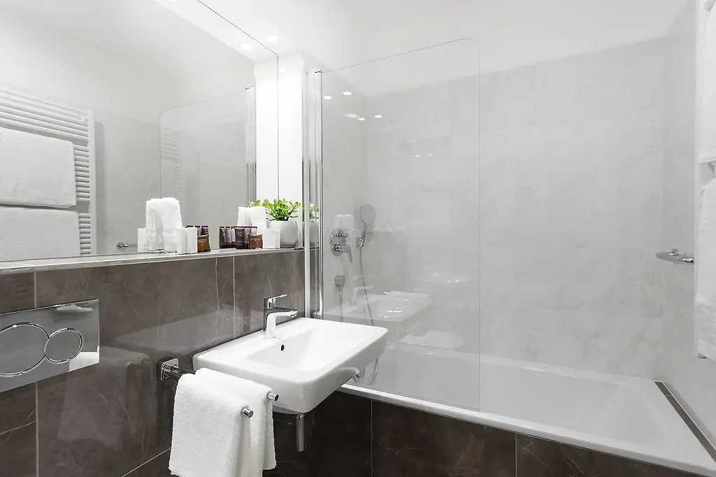 Hotel Schwaiger Prague 4*,